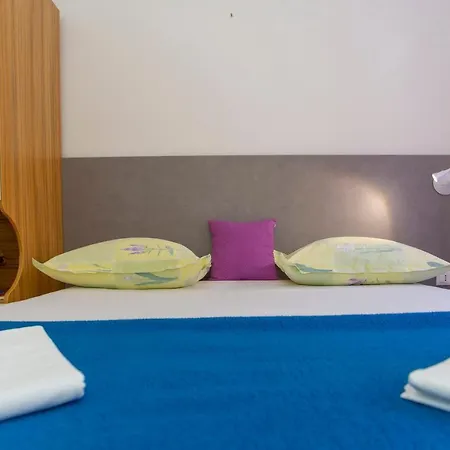 Loncar Apartment *