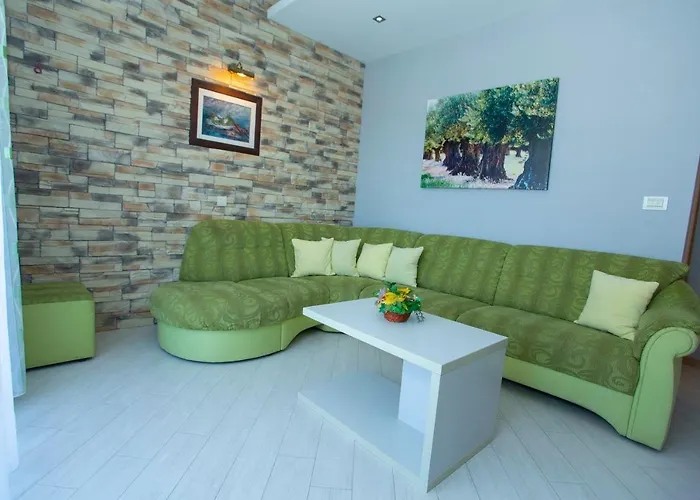 Apartment Loncar