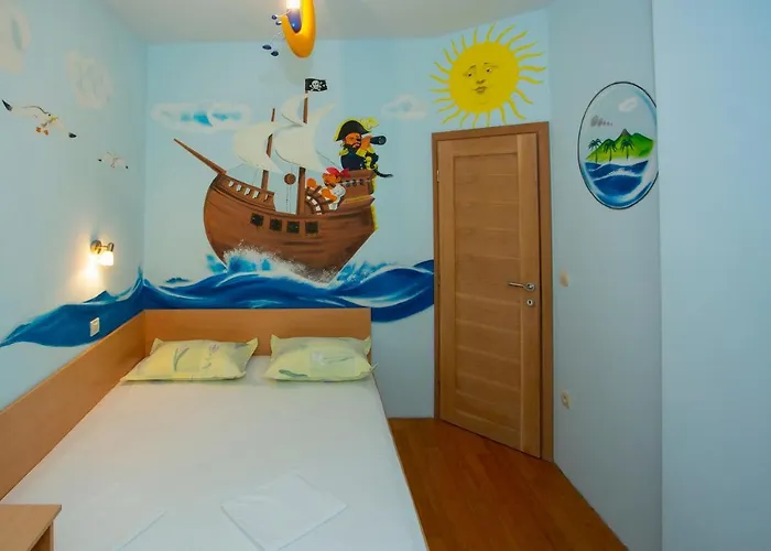 Loncar Apartment *