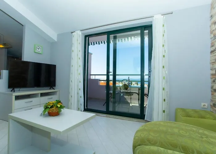 Apartment Loncar Tučepi