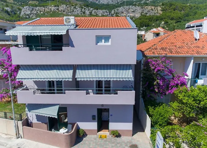 Loncar Apartment